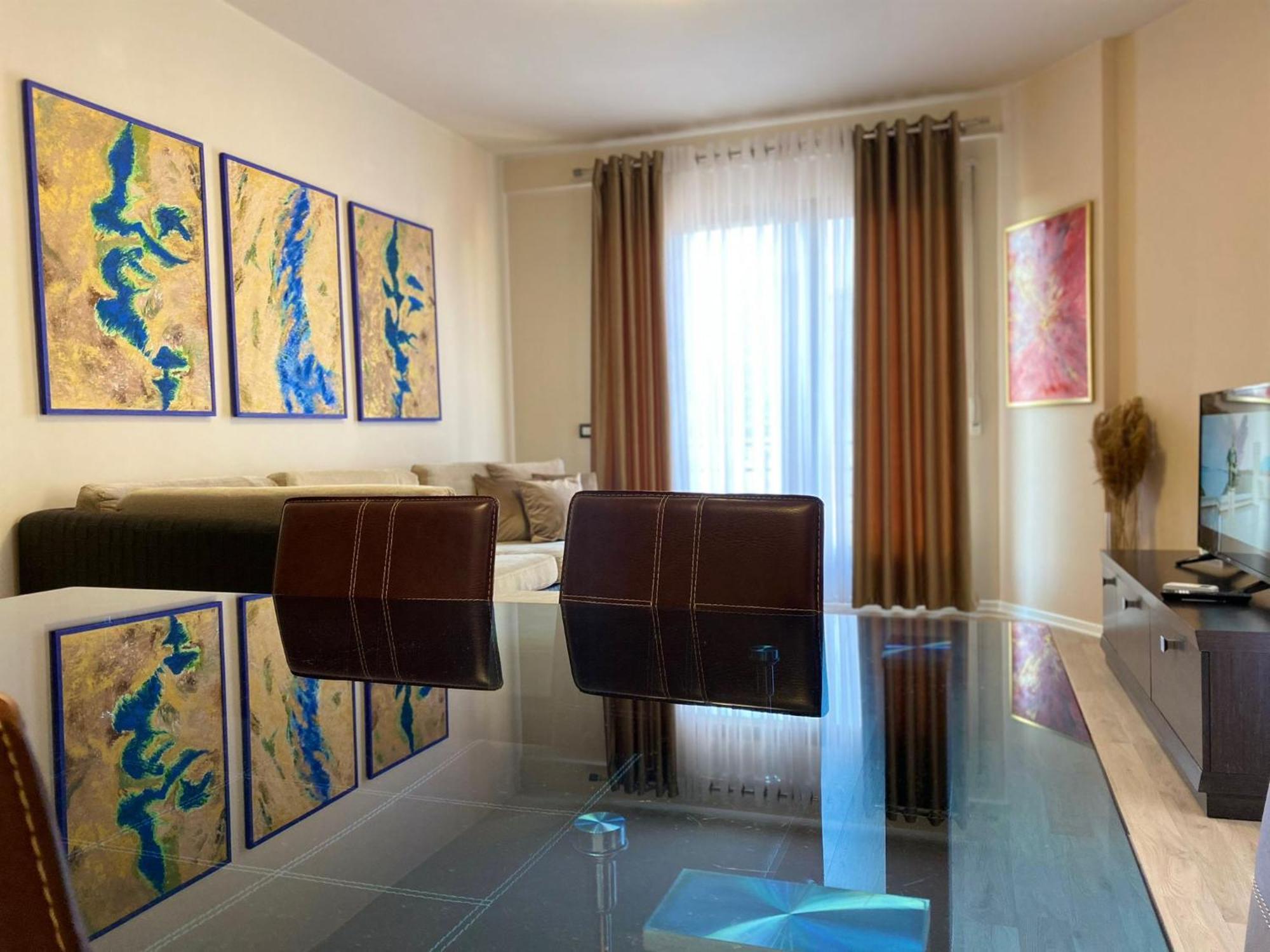 Nemis Apartments In The Centre Of Tirana Four Free Parking Ngoại thất bức ảnh