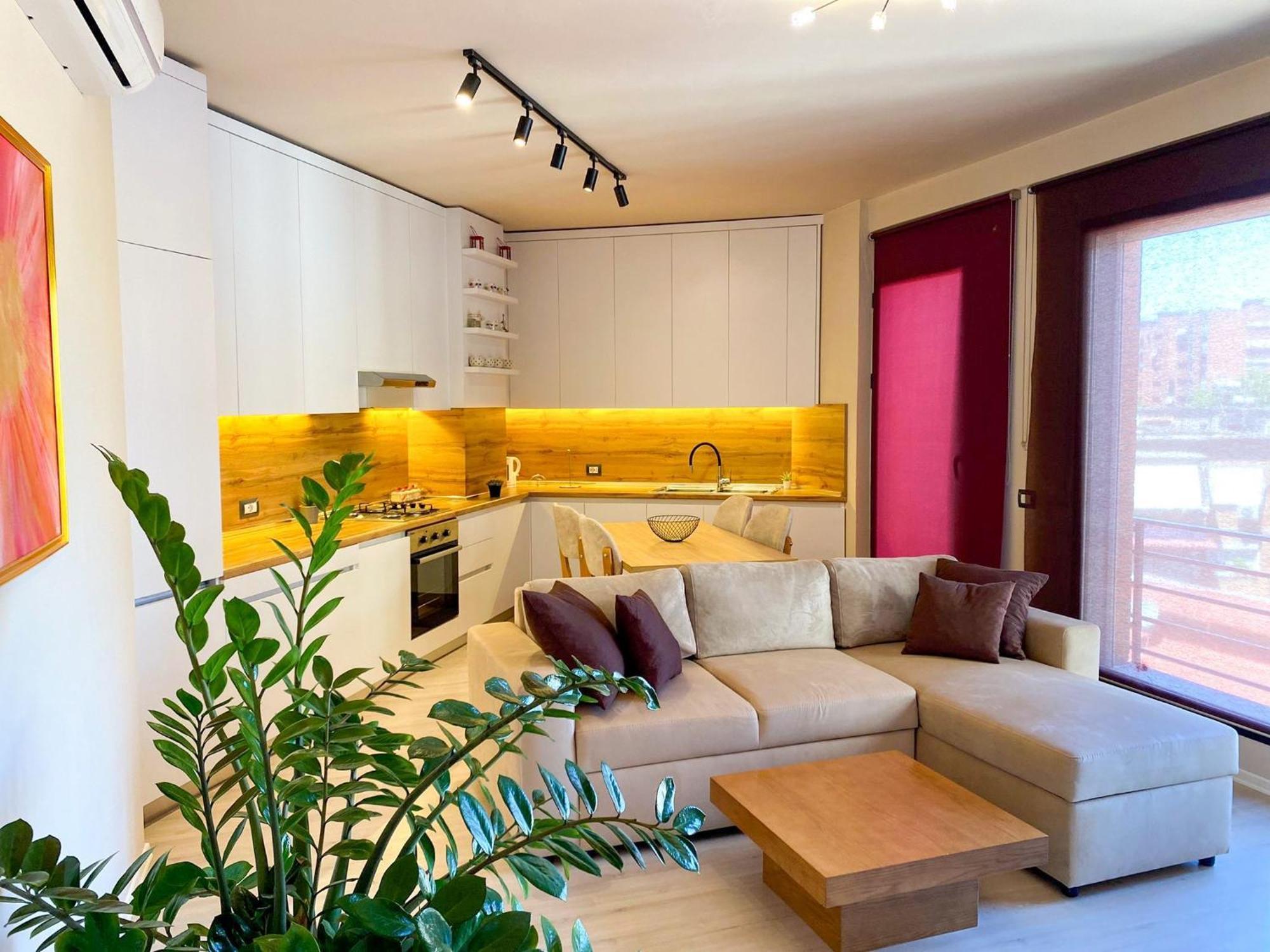 Nemis Apartments In The Centre Of Tirana Four Free Parking Ngoại thất bức ảnh